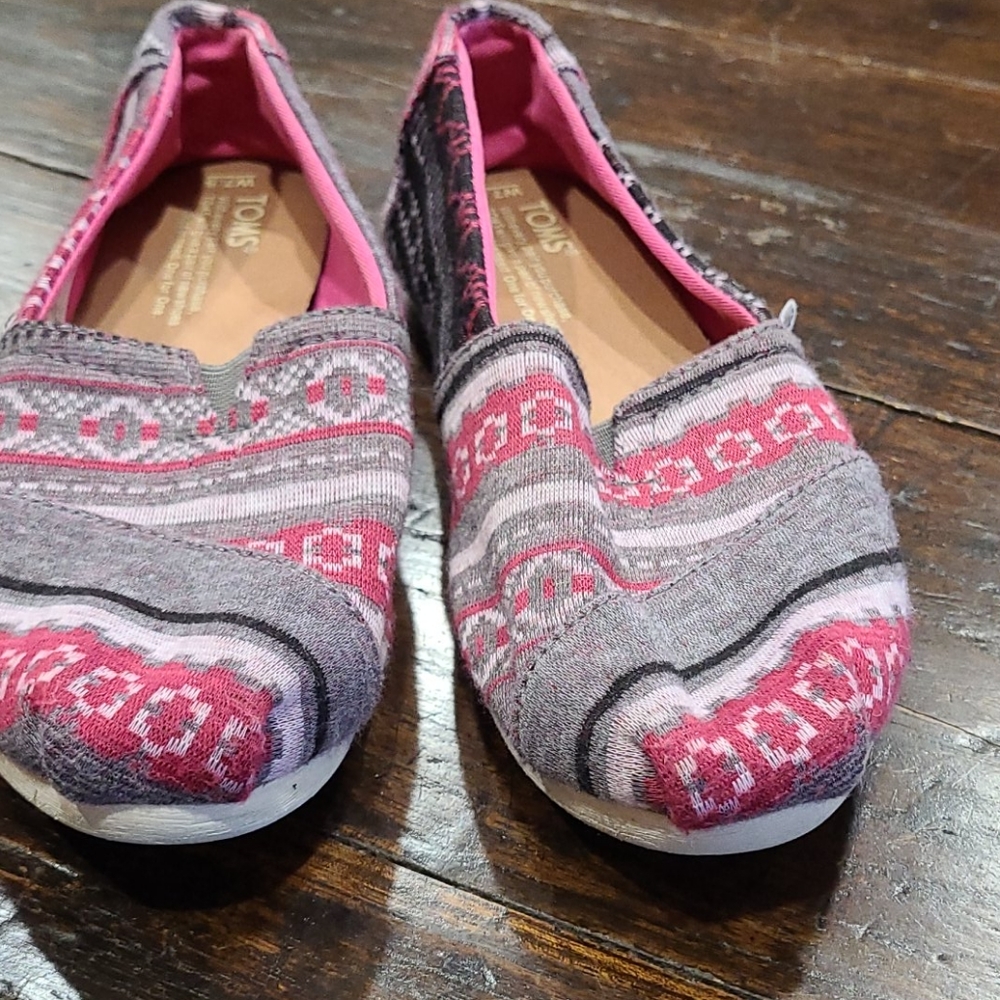 GUC Tom's Pink/Gray Slip-on Shoes 7.5 - Picture 2 of 8